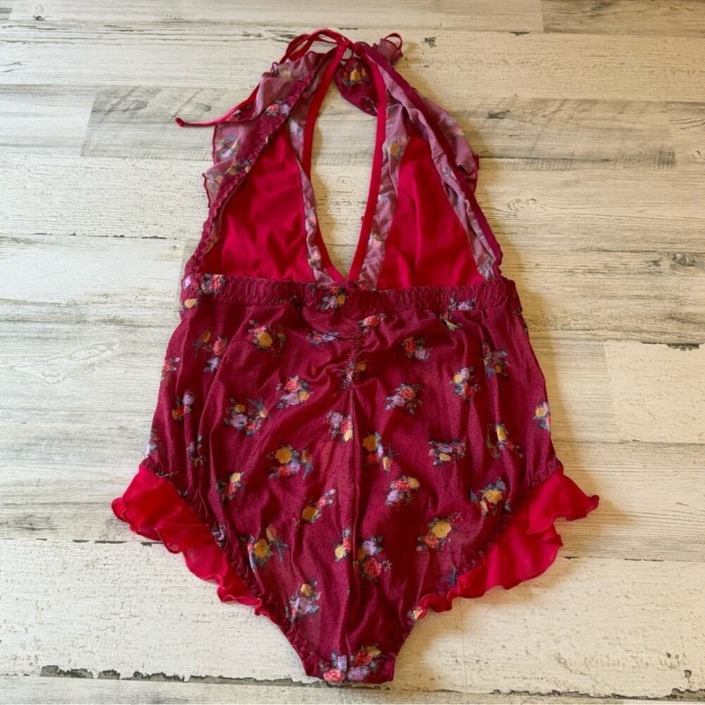 🍁 NWT Free People We Are HAH Butterfly Printed Bodysuit
Sexy Red Medium - Picture 2 of 11